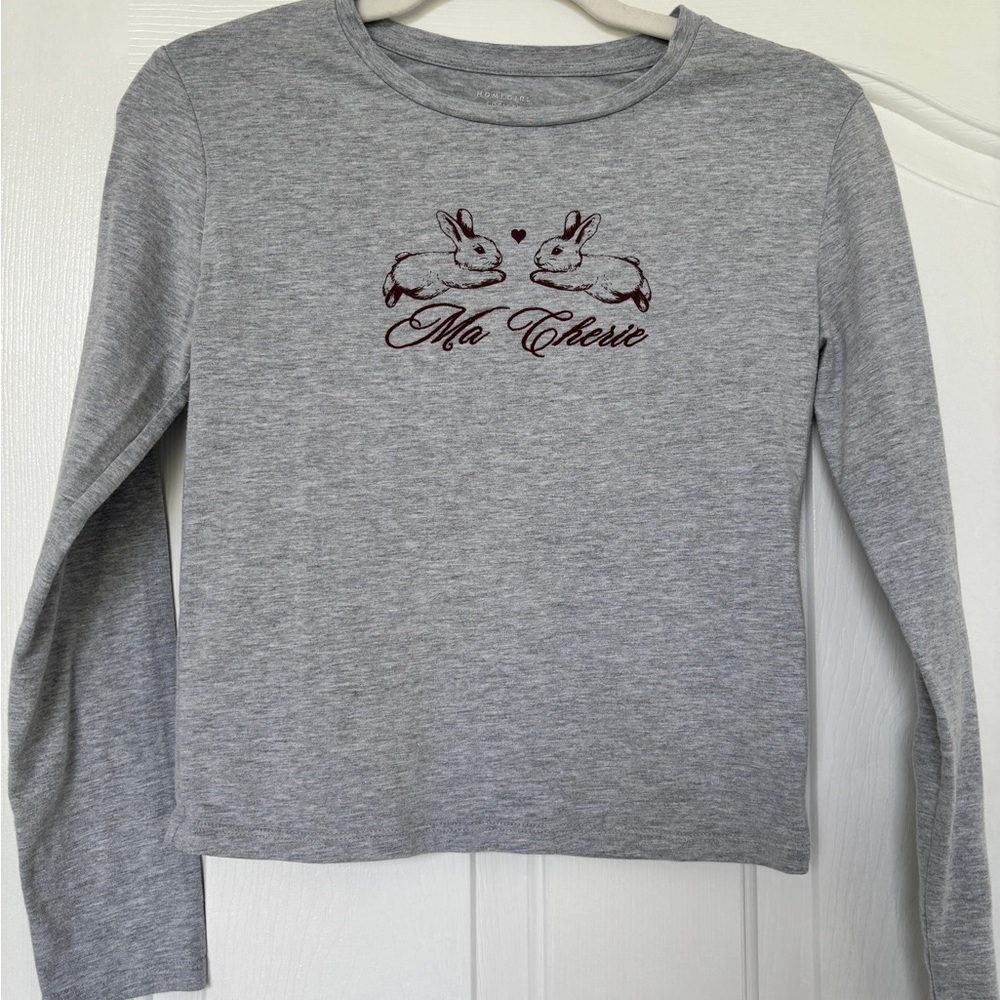 Ma Cherie Graphic Long Sleeve Tee - Gray